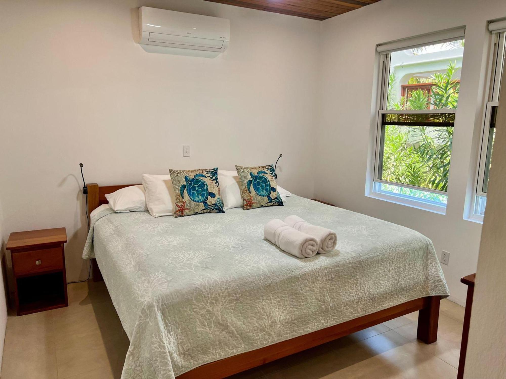 Villa Velento Oceanfront #2 Cayo Caulker Exterior foto