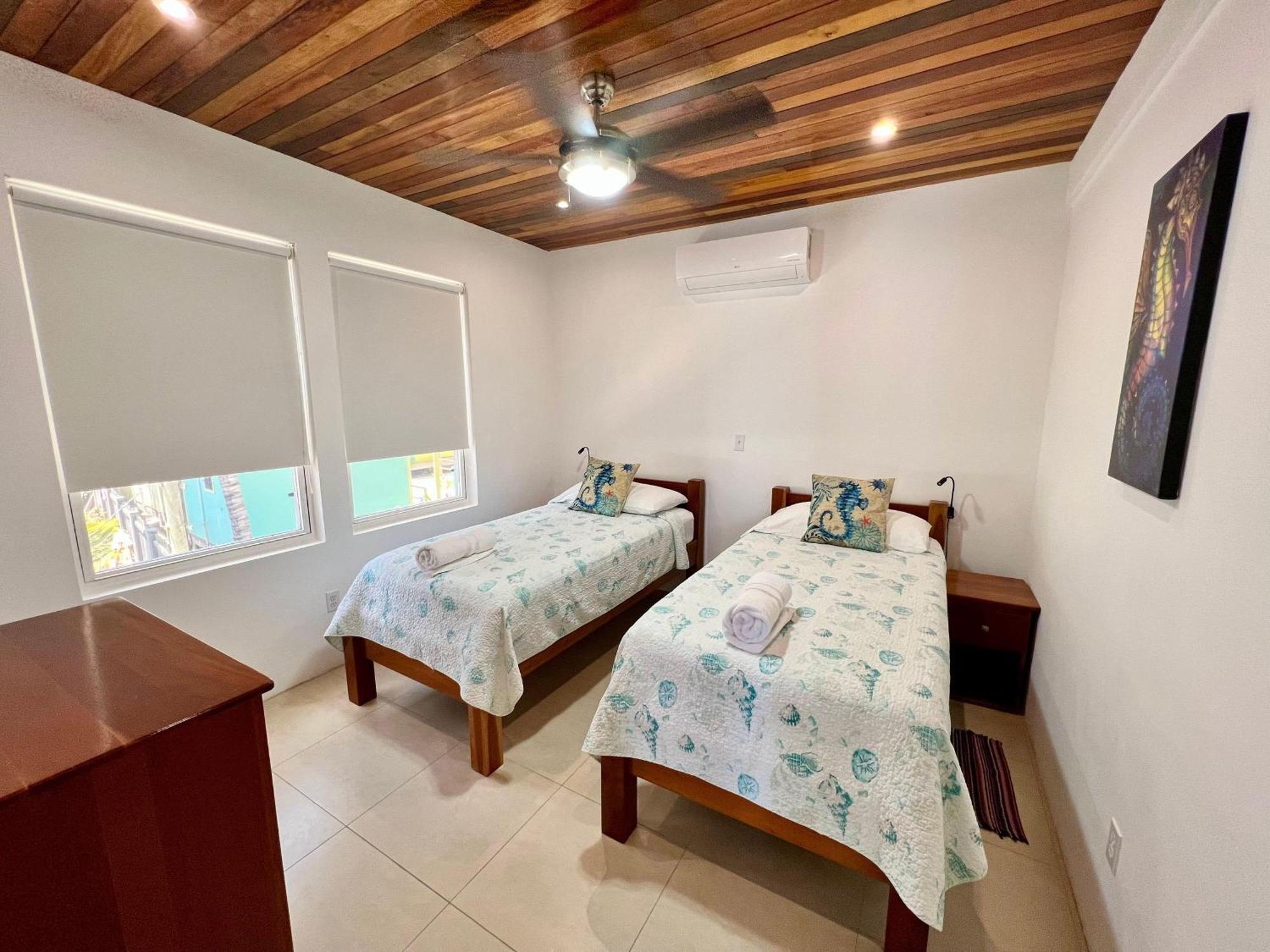 Villa Velento Oceanfront #2 Cayo Caulker Exterior foto